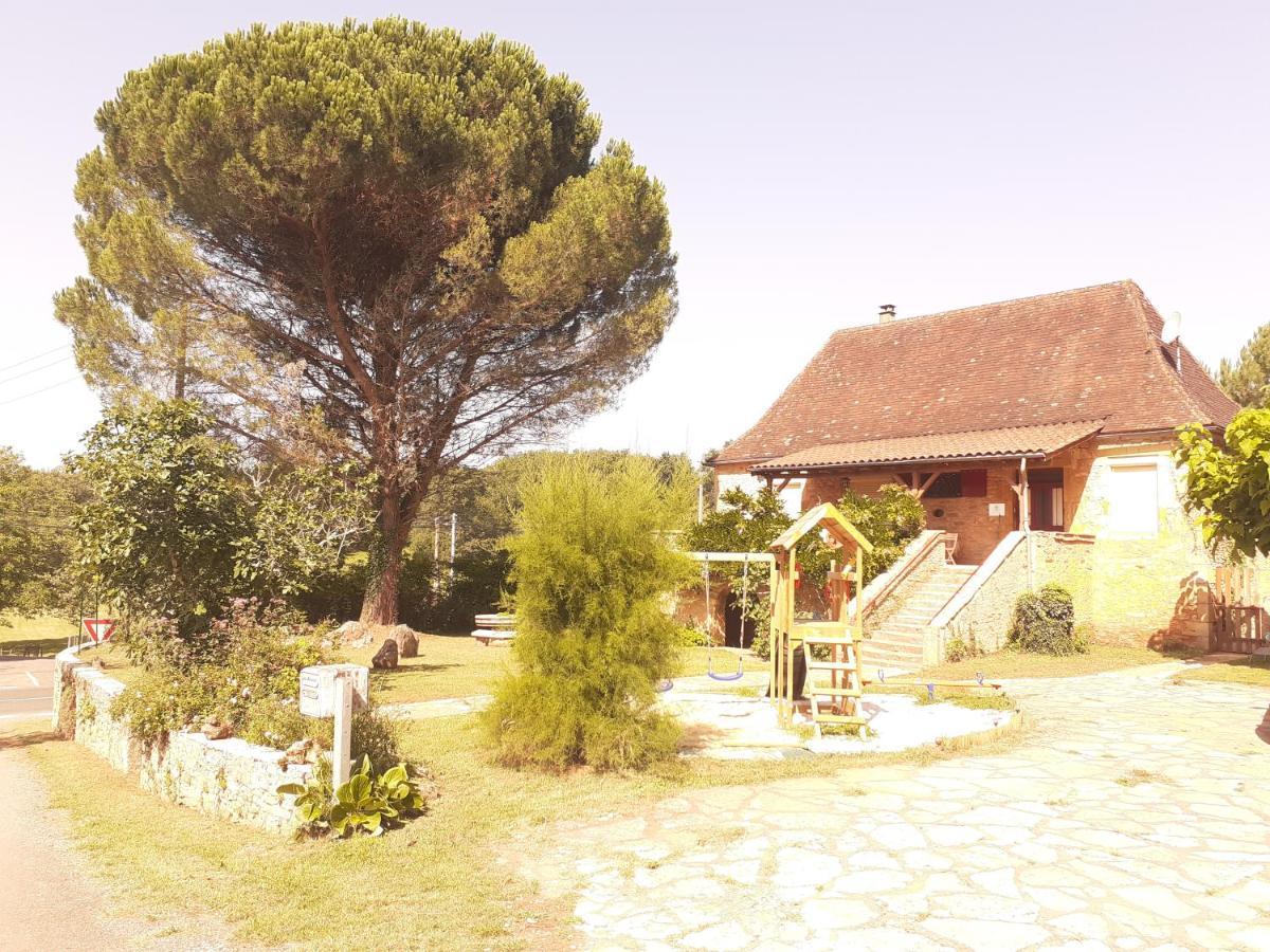 Gite "Las Casitas Du Lot" Dans Le Perigord Frayssinet-le-Gelat Exterior photo